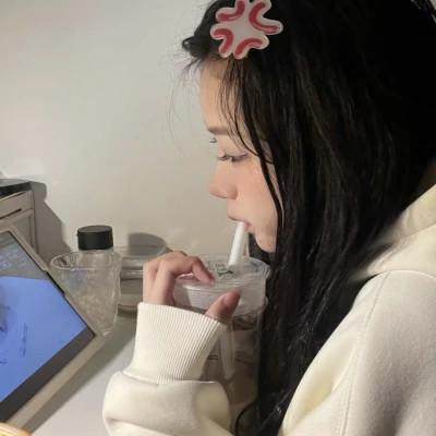 ins系列高级质感头像女40张