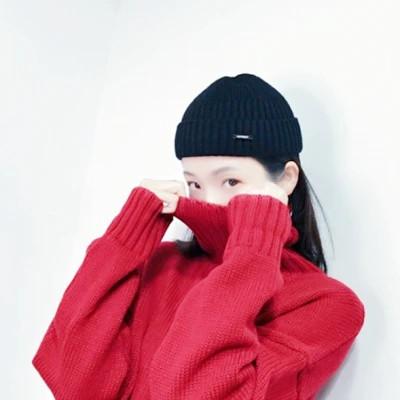 戴帽子女生头像图片大全