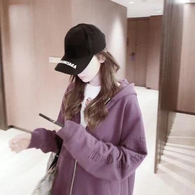 戴帽子女生头像图片大全