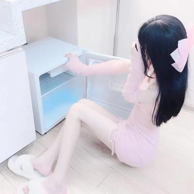 不露脸身材好的气质美女头像73张