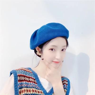 戴帽子女生头像图片大全