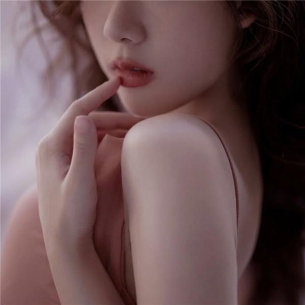 不露脸性感女生头像 风情万种迷人不露头的唯美女头图片