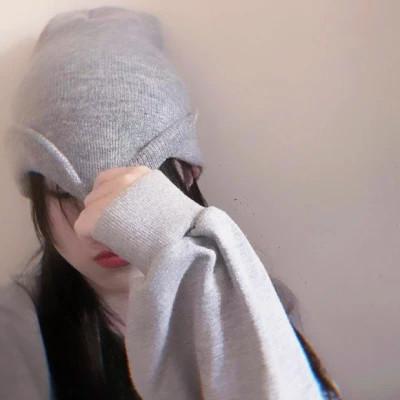 戴帽子女生头像图片大全