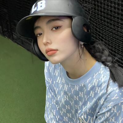 氛围感好看的超火女生头像162张
