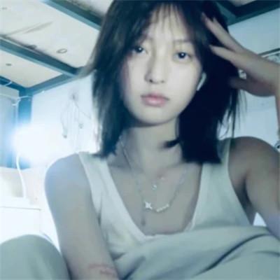 非主流头像女头 清晰好看的非主流美女头像女生图片