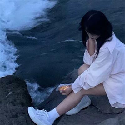 氛围感好看的超火女生头像162张