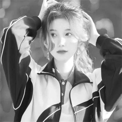 高级头像女氛围感黑白97张
