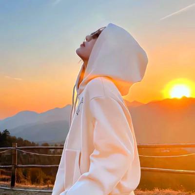 高级不露脸治愈系女生头像图片