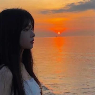 高级感头像女复古文艺图片40张