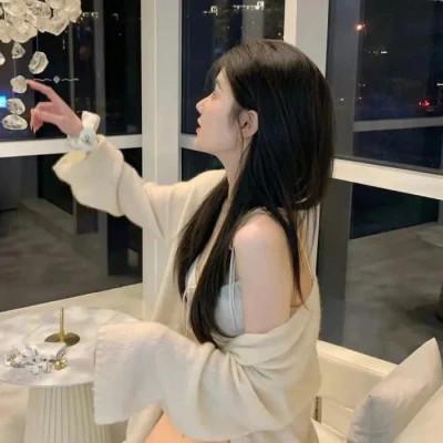 氛围感好看的超火女生头像162张