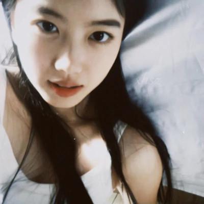 胶片风格头像女高清32张