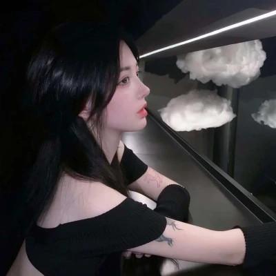自由且高级的头像 高清一看就很自由的头像女