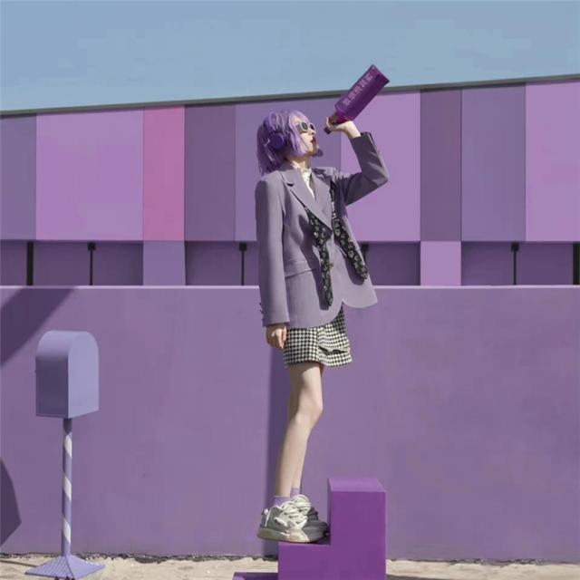高级小众紫色搞怪女生头像图片