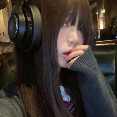 自由且高级的头像 高清一看就很自由的头像女