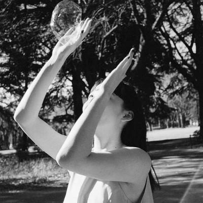 高级头像女氛围感黑白97张