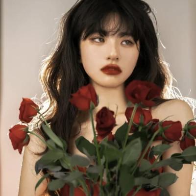 氛围感好看的超火女生头像162张