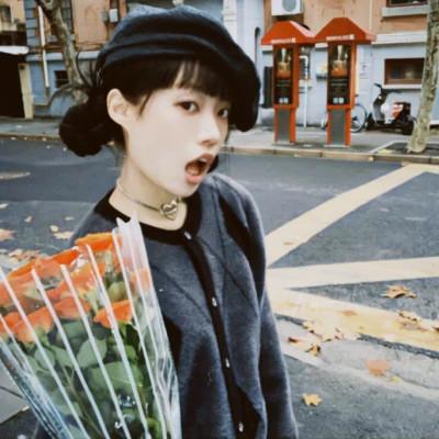 胶片高级感女头高清32张