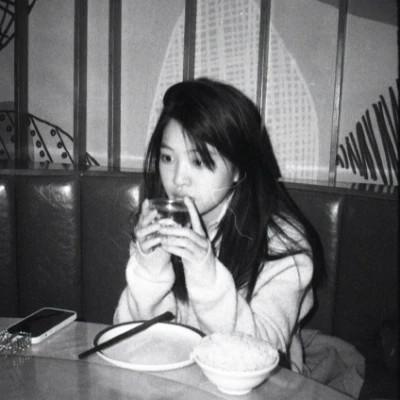 氛围感好看的超火女生头像162张