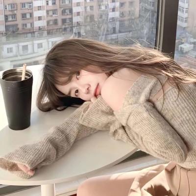 自由且高级的头像 高清一看就很自由的头像女