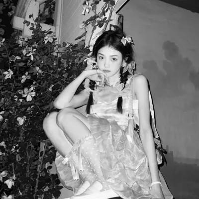 高级感满满的黑白风格女头56张