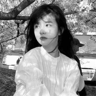 高级头像女氛围感黑白97张