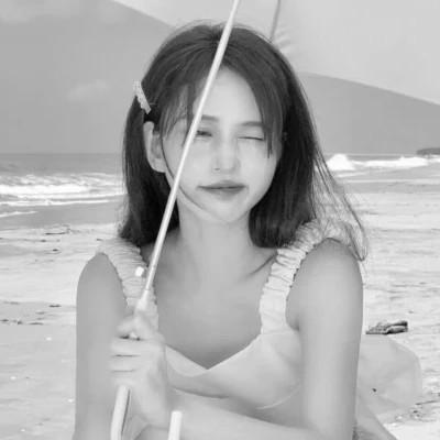 高级感满满的黑白风格女头56张