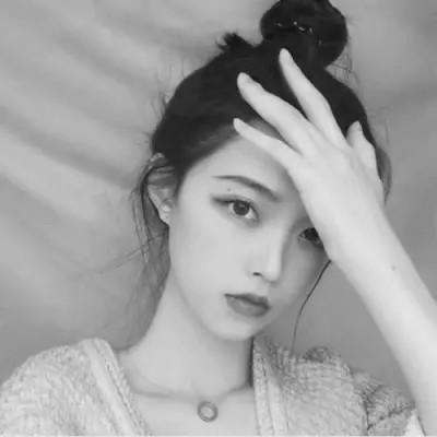 高级感满满的黑白风格女头56张