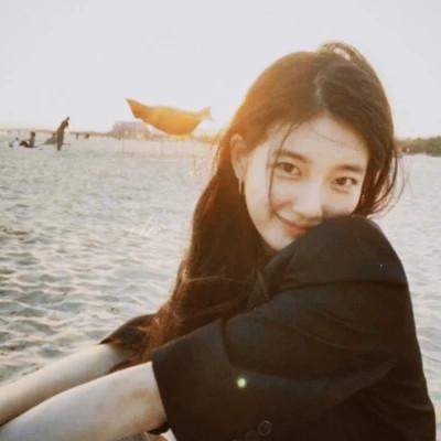 胶片质感女头青春高清48张