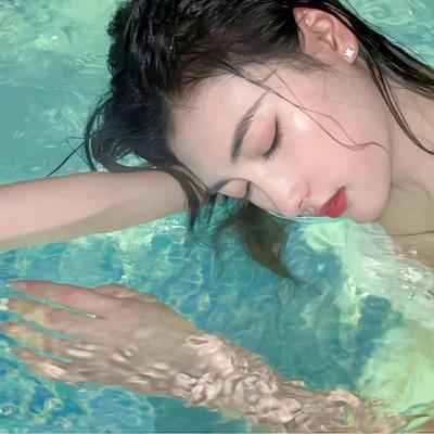 非主流头像女头 清晰好看的非主流美女头像女生图片