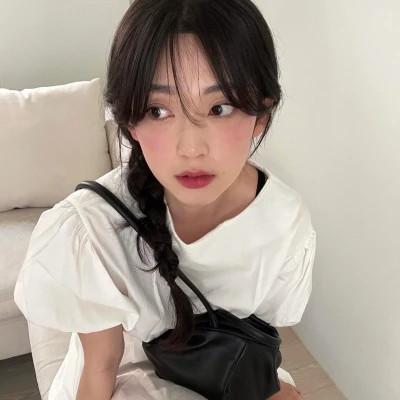 非主流头像女头 清晰好看的非主流美女头像女生图片