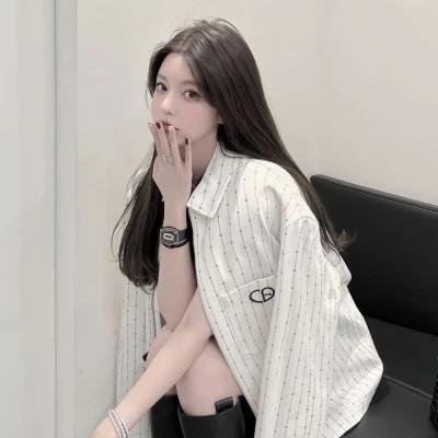 自由且高级的头像 高清一看就很自由的头像女