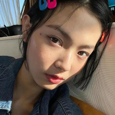 氛围感好看的超火女生头像162张