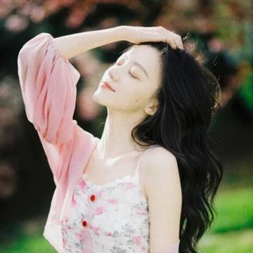 高级感头像女复古文艺图片40张
