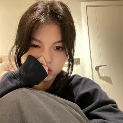 非主流头像女头 清晰好看的非主流美女头像女生图片