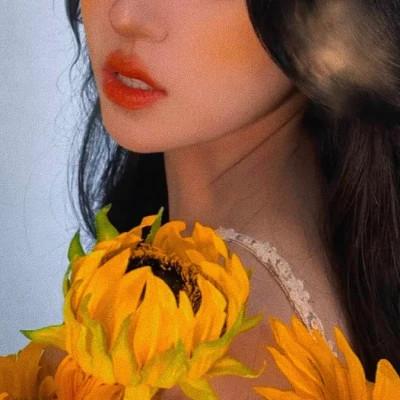 高级感头像女复古文艺图片40张