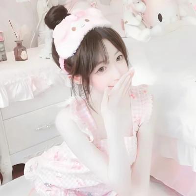 美女温柔头像可爱卖萌图片26张