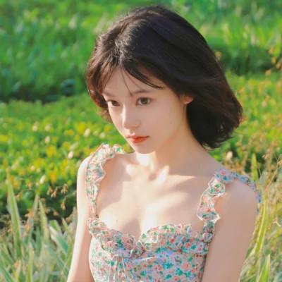 高级感头像女复古文艺图片40张