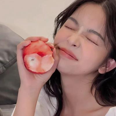 清纯可爱干净的女头图片48张，看了让你心怦怦跳！