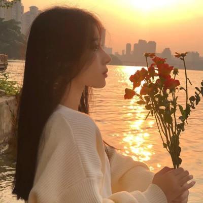 氛围感好看的超火女生头像162张