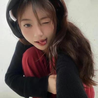 非主流头像女头 清晰好看的非主流美女头像女生图片
