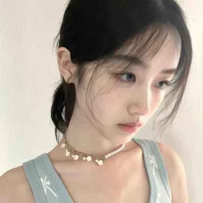 非主流头像女头 清晰好看的非主流美女头像女生图片