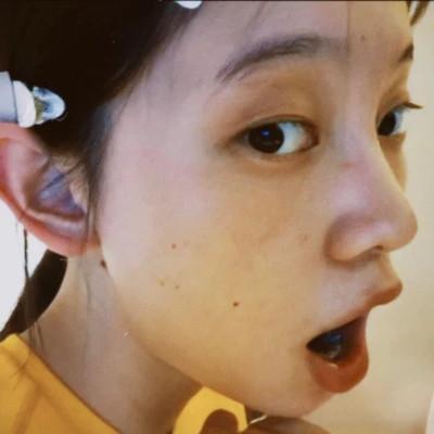 胶片风格头像女高清32张
