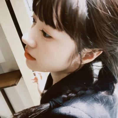 胶片风格头像女高清32张