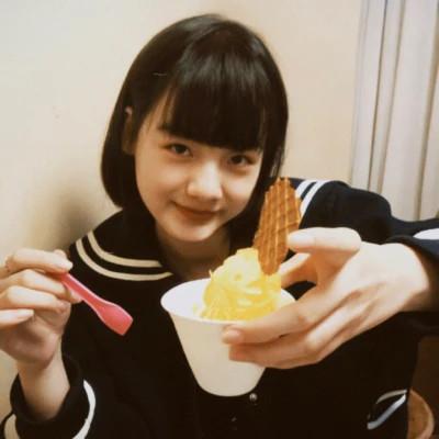 胶片高级感女头高清32张
