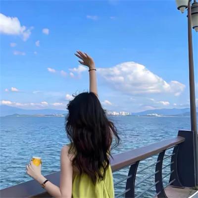 背影图像女生唯美漂亮头像 高清有品位的女人背影图片头像