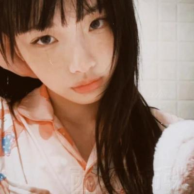 胶片质感女头青春高清48张
