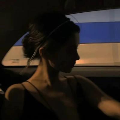 高级感氛围感女头32张