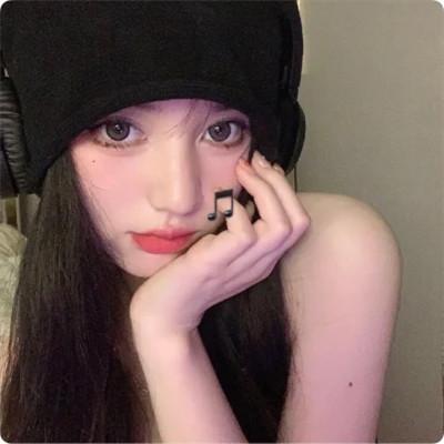 自由且高级的头像 高清一看就很自由的头像女