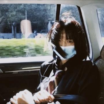 胶片质感女头青春高清48张