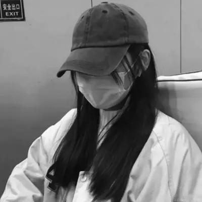 高级头像女氛围感黑白97张